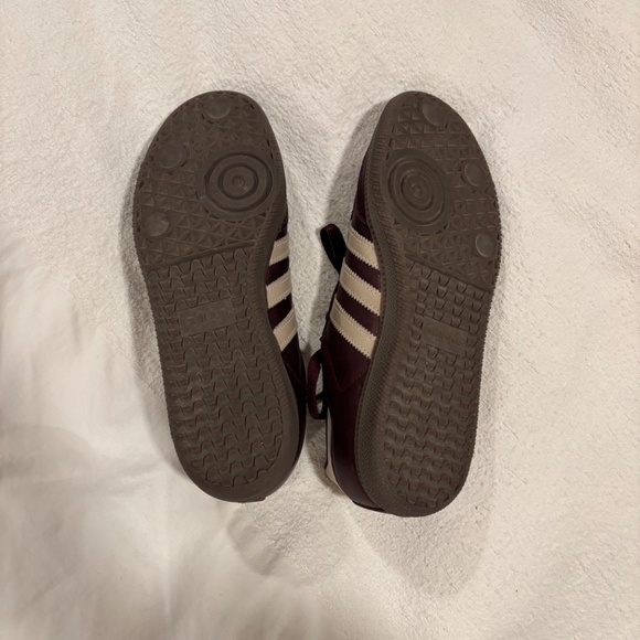 adidas Samba OG "Maroon/Crystal Sand/Gold Metallic" sneakers - Picture 6 of 7